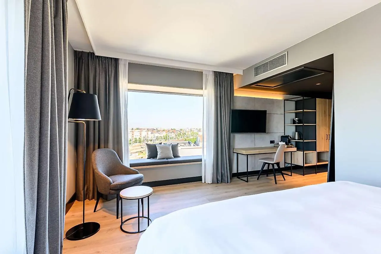 Radisson Hotel Antwerp Berchem 4*,  Βέλγιο