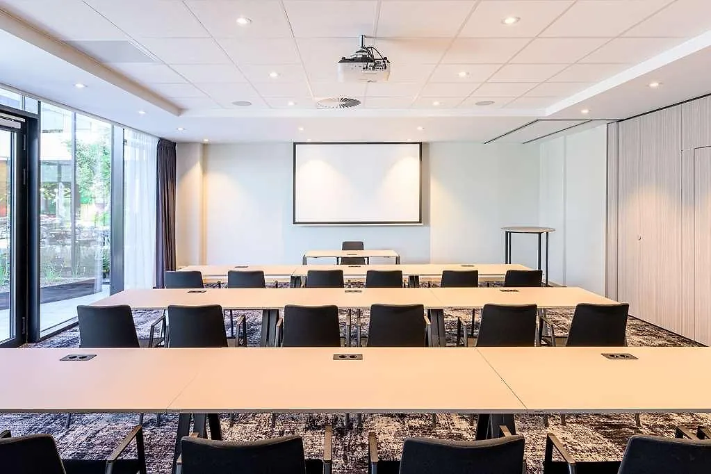 ****  Radisson Hotel Antwerp Berchem Belgia