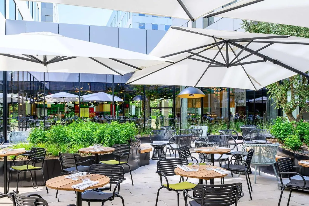 Radisson Hotel Antwerp Berchem 4*,