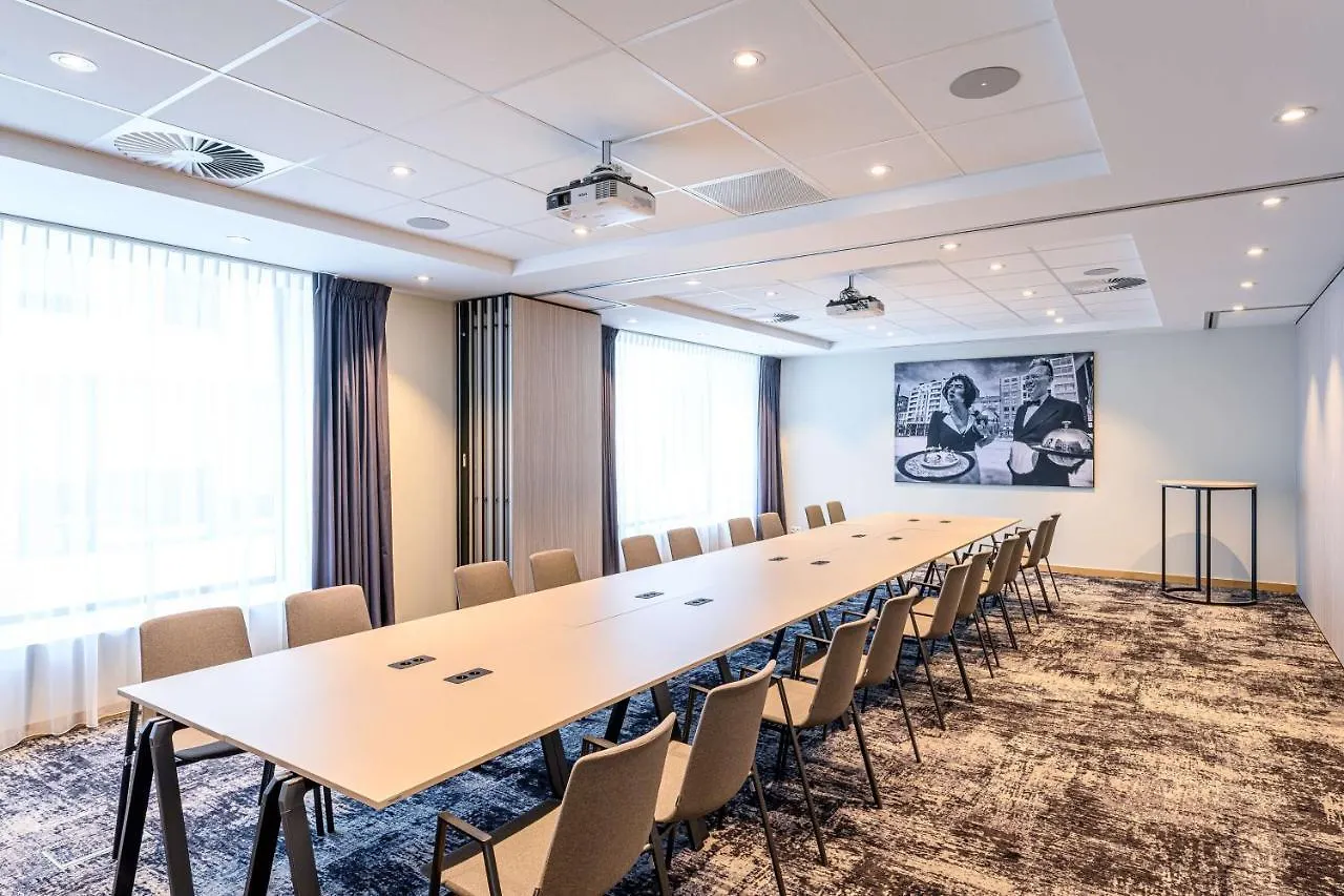 Radisson Hotel Antwerp Berchem 4*,  Belgia