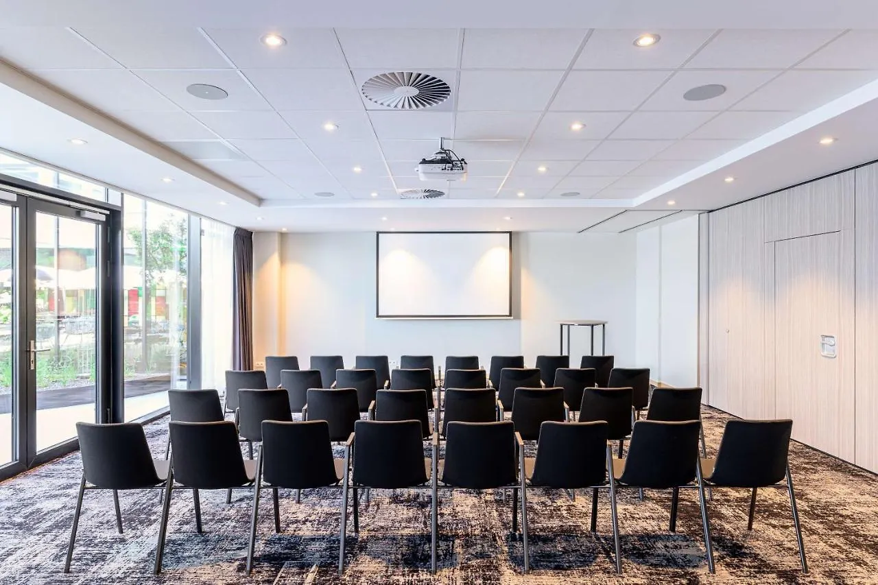 ****  Radisson Hotel Antwerp Berchem Belgia